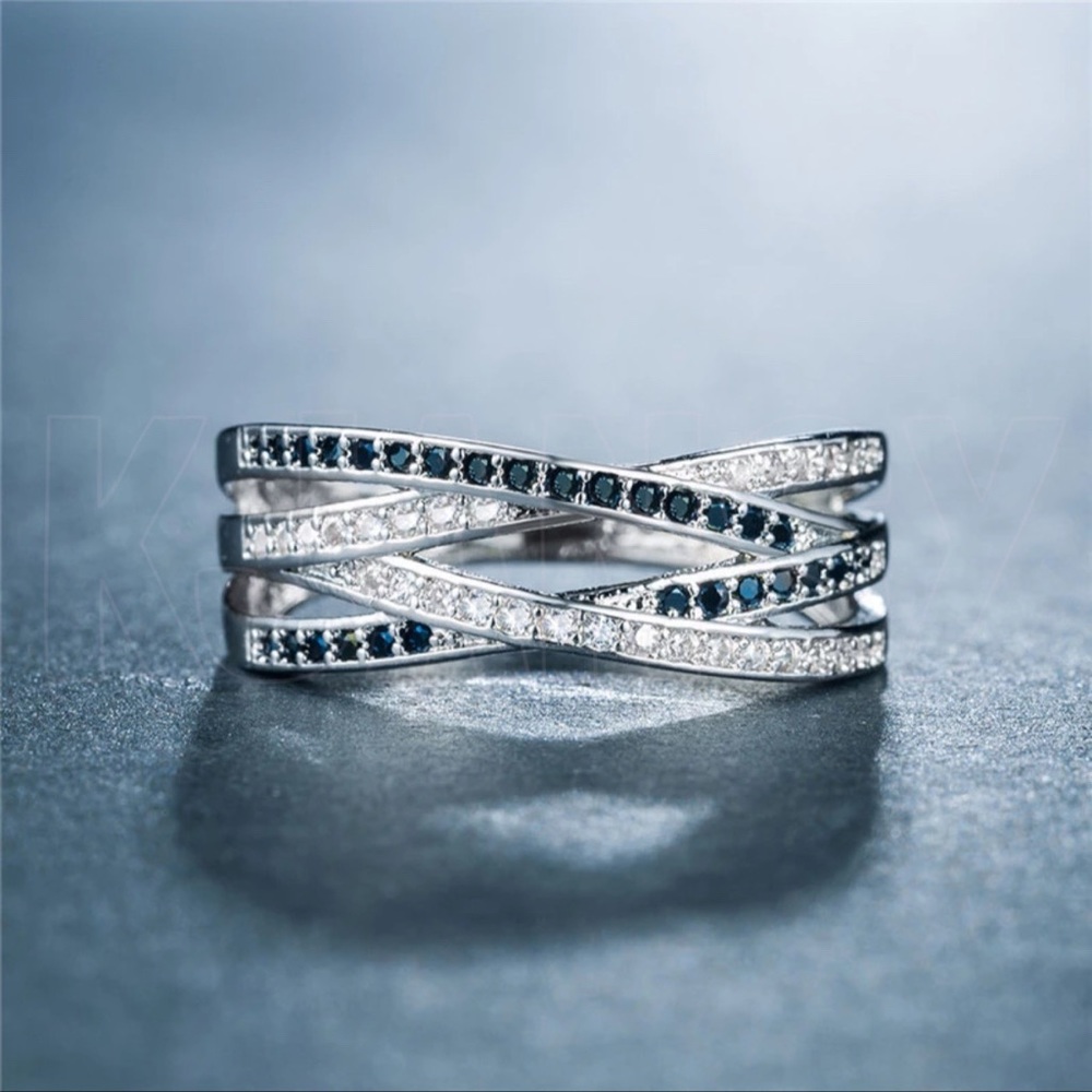 Black & White Sapphire Statement Ring - Picture 1 of 8